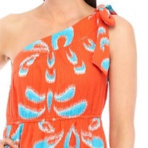 Crown and Ivy Petite One-Shoulder Printed Midi Dress